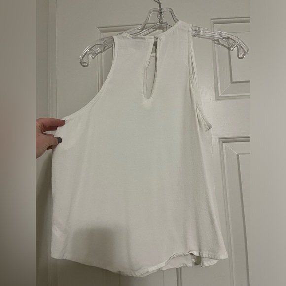 Small Universal Thread tank - Picture 2 of 2